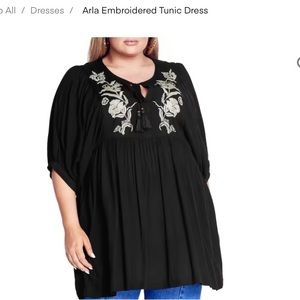 Black tunic with flowers from Dia & co size 26/28 (((cute)))